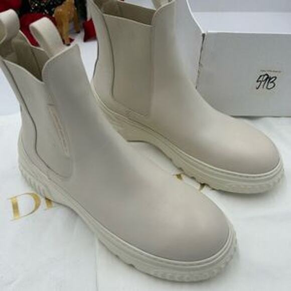 Women’s Dior leather ankle boots size 39 made in Italy - Picture 7 of 10